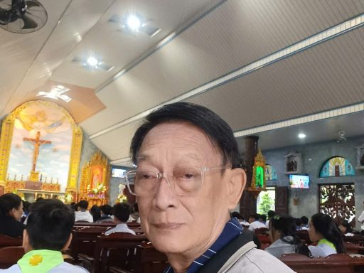 Ai rồi cũng khác